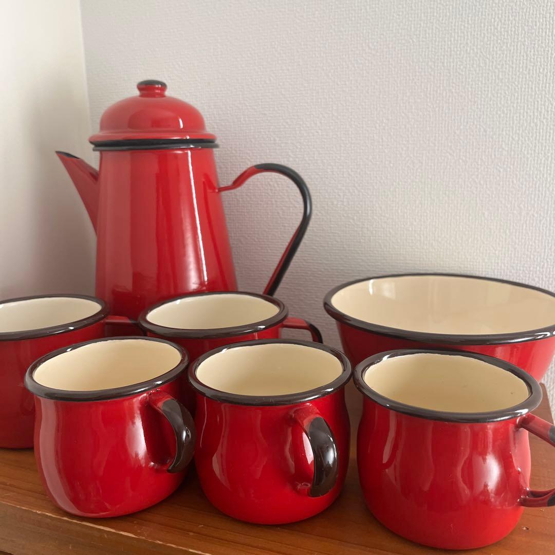 エマリアオルクシュ ホーロー レッド新品、♥