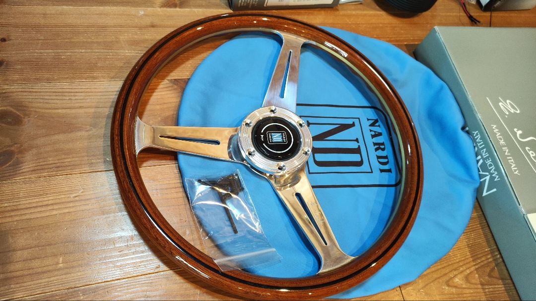 NARDI ナルディ CLASSIC VITE 360mm N161 シフトノブ NARDI ナルディ CLASSIC VITE 360mm N161 シフトノブ - メルカリ
