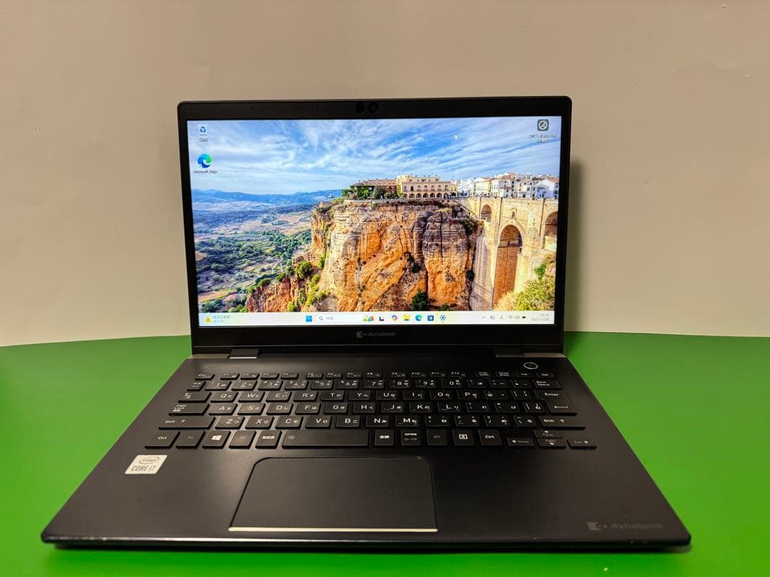 dynabook G83/FS core i7-10510U 16GB