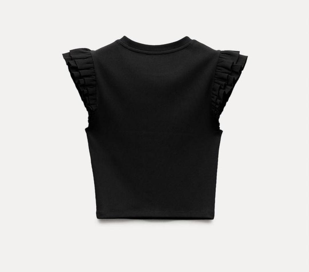 新品未着用】 ZARA フリルTシャツ 3641/348 ブラック - メルカリ