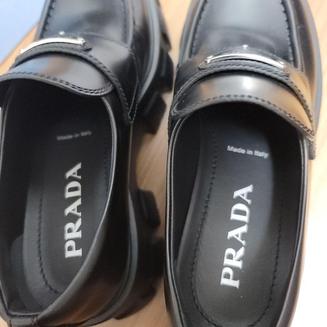 PRADA ローファー