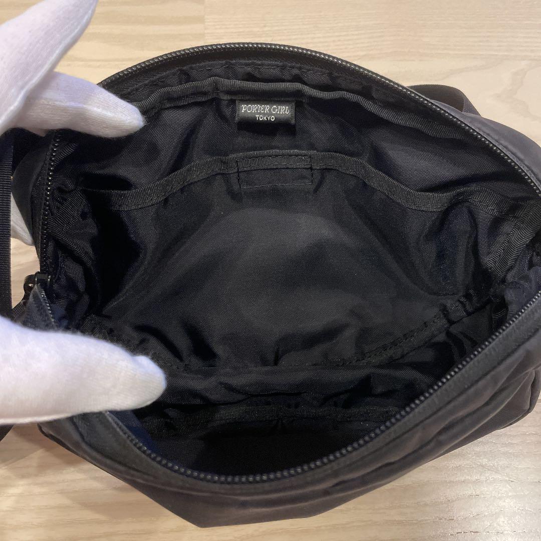 PORTER】オーバル型 ムース ナイロン ミニショルダー - メルカリ PORTER】オーバル型 ムース ナイロン ミニショルダー - メルカリ