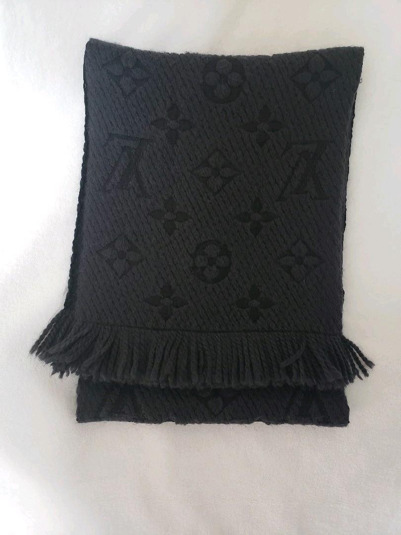 11日迄限定値下げ LOUIS VUITTON ルイヴィトン マフラー ブラック 【T-ポイント5倍】 11日迄限定値下げ LOUIS VUITTON ルイヴィトン マフラー ブラック 【T-ポイント5倍】