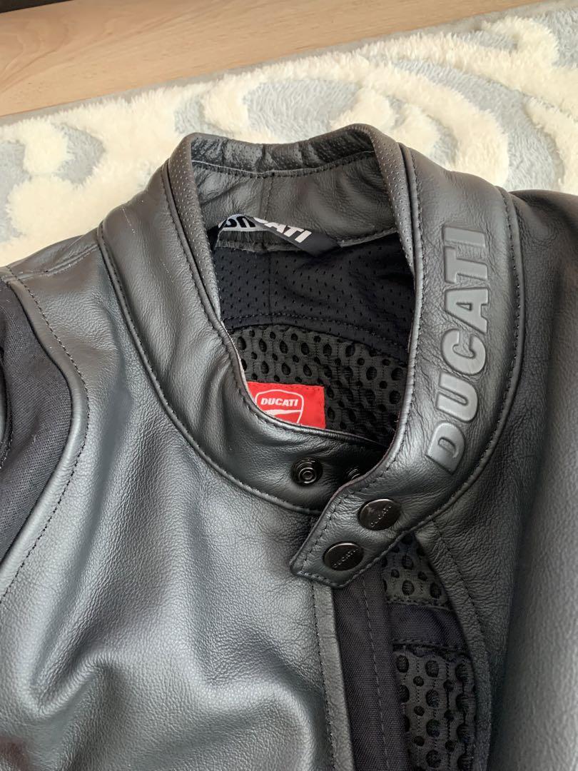 ダイネーゼ　DUCATI ドゥカティ　革ジャン