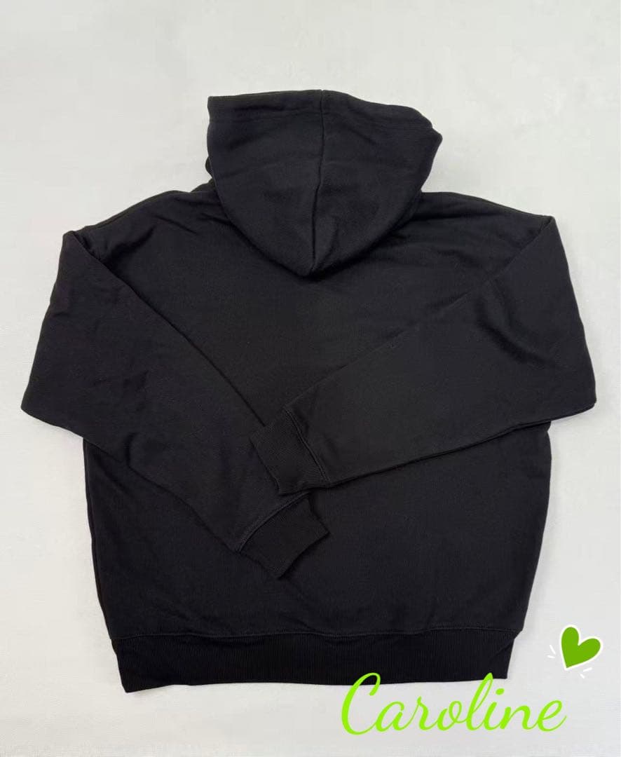 uパーカー黒色Mサイズ