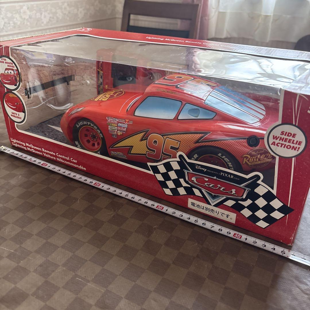 カーズ　Lightning McQueen リモコンカー ディズニー ピクサー カーズ リモコンカー ライトニング