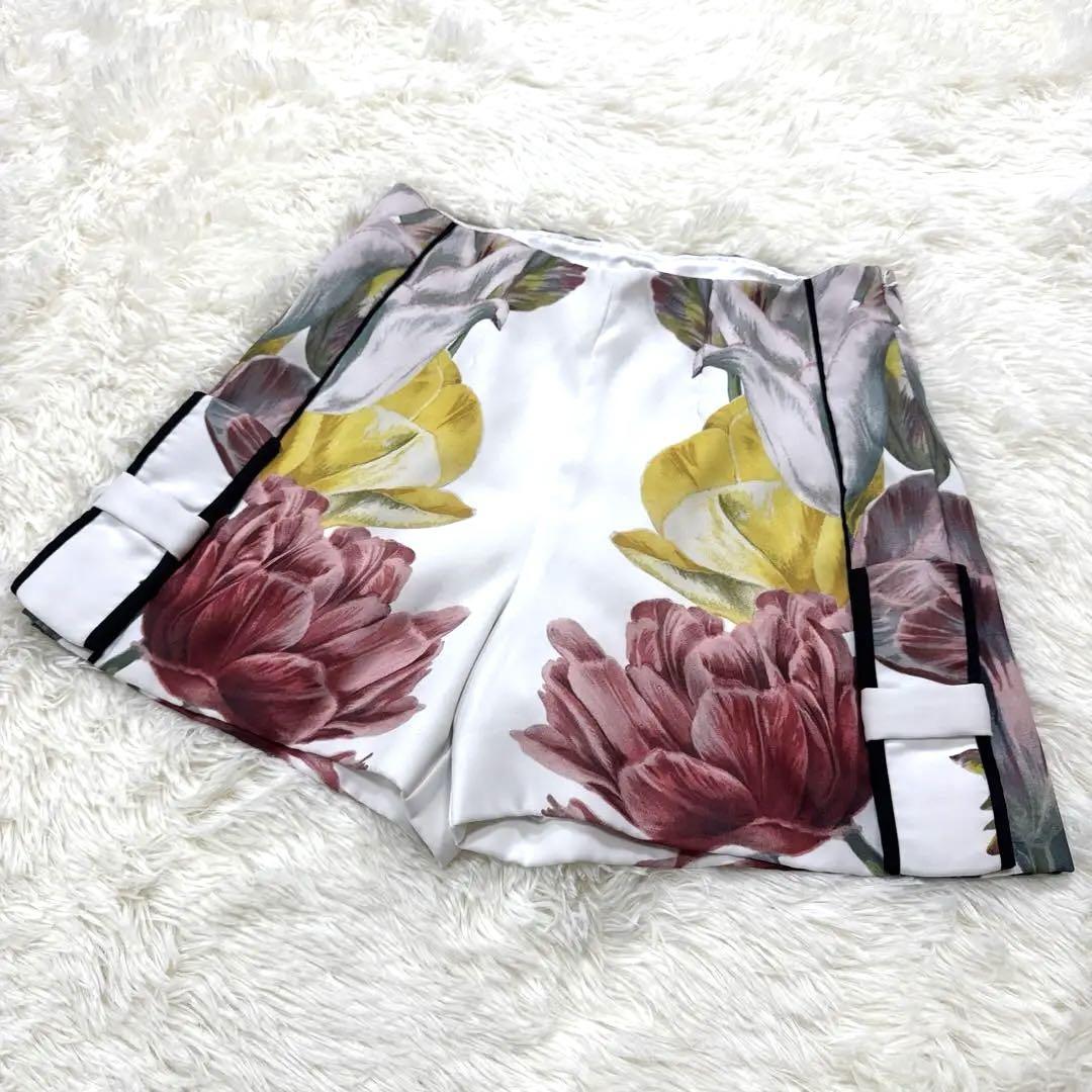フラワープリント ハーフパンツ 5,000円