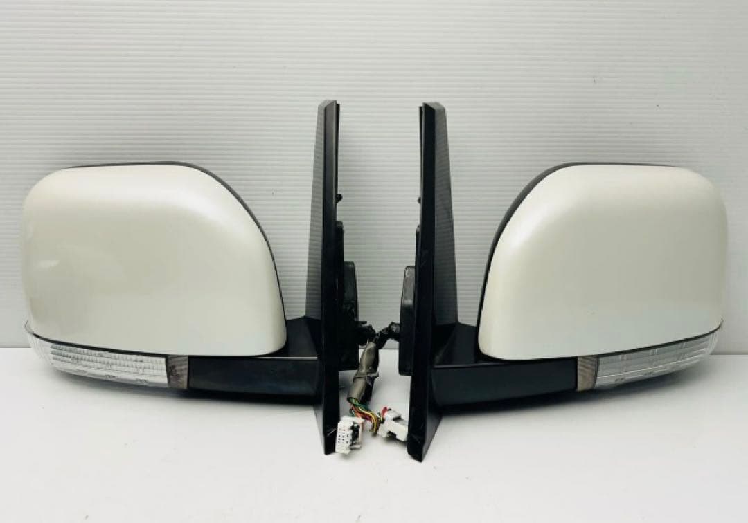 三菱　サイドミラードアミラー左右セット パール ホワイト W23 カメラ付き