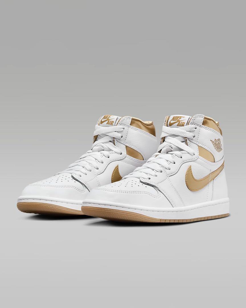 靴 Nike Women's Air Jordan 1 Retro High OG