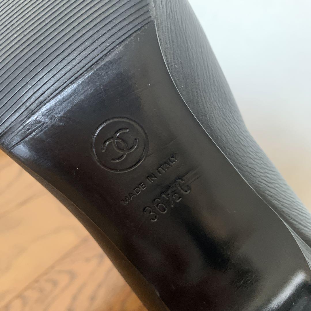CHANEL ブラックレザー ロングブーツ - メルカリ