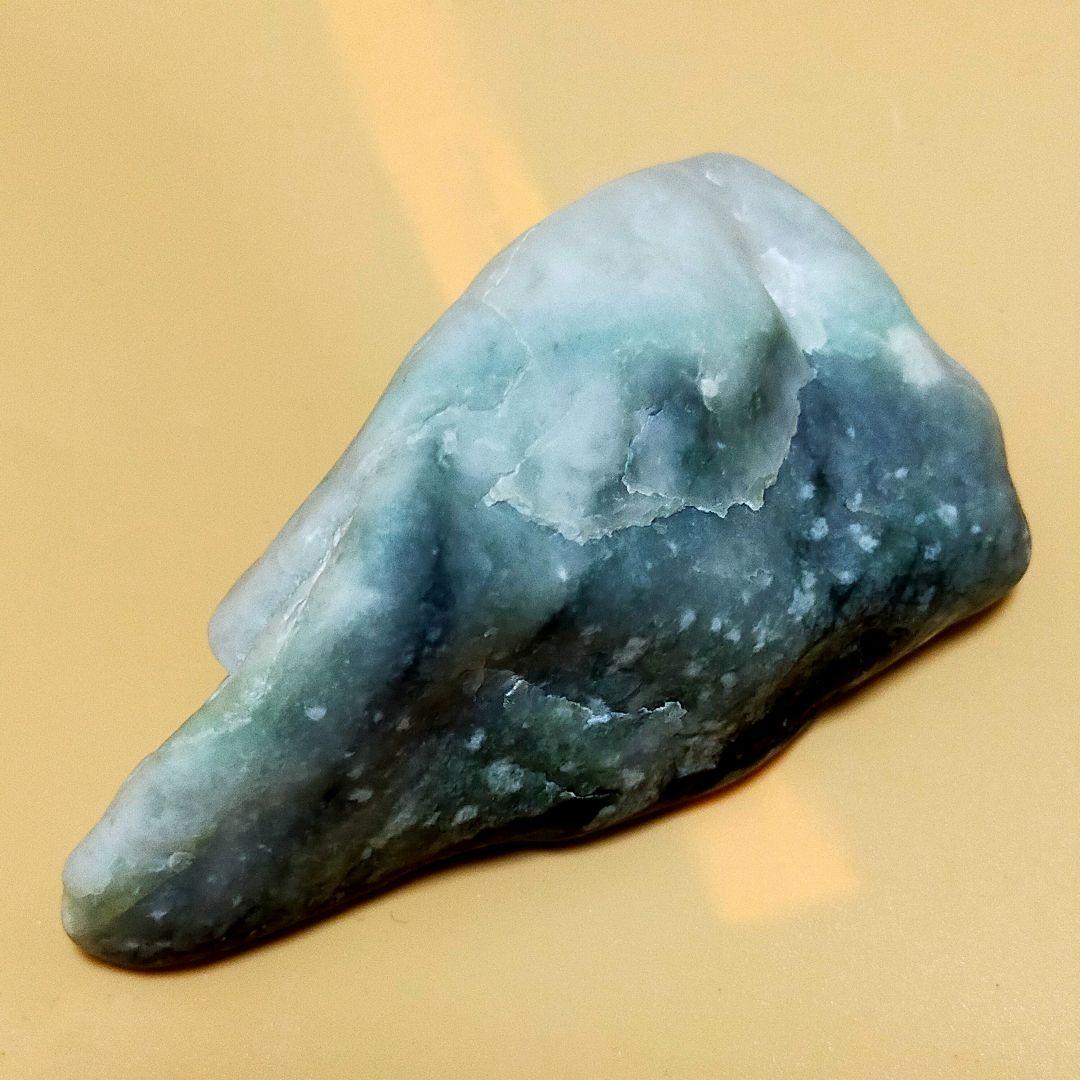 翡翠 392g原石 ひすいヒスイ 糸魚川翡翠 | comiccon.com.py