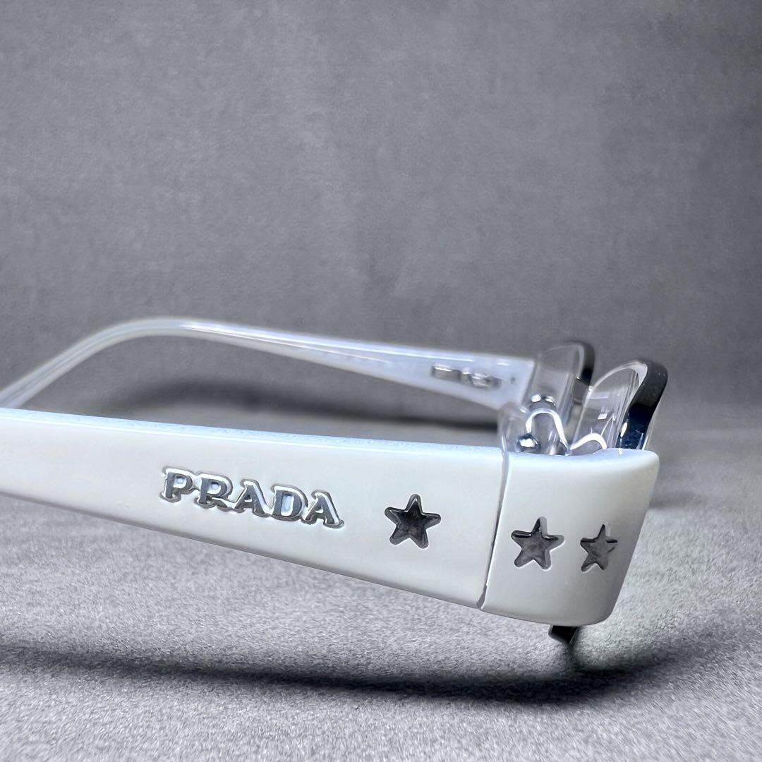 プラダPRADA スクエア　メタル　フルリム　ホワイト　スターデザイン　ホワイト