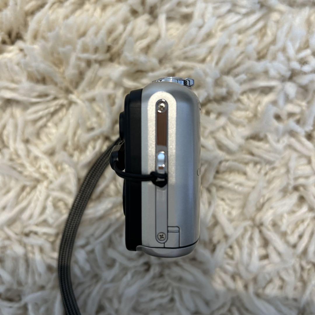 【✨美品✨】箱付きCOOLPIX L28 コンデジ 単三電池で駆動