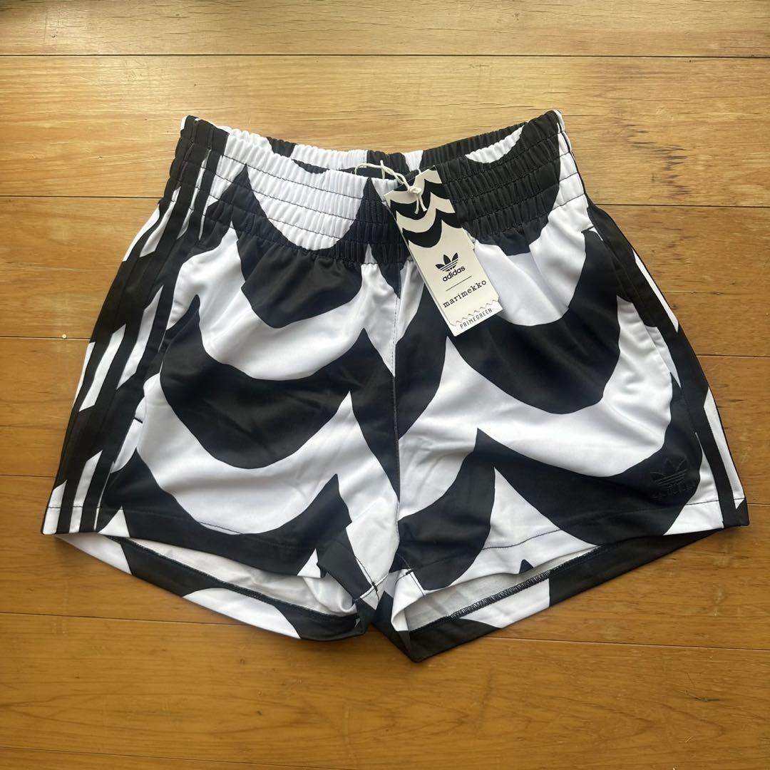 Marimekko ショートパンツ adidas アディダス マリメッコ ランニングパンツ メンズ