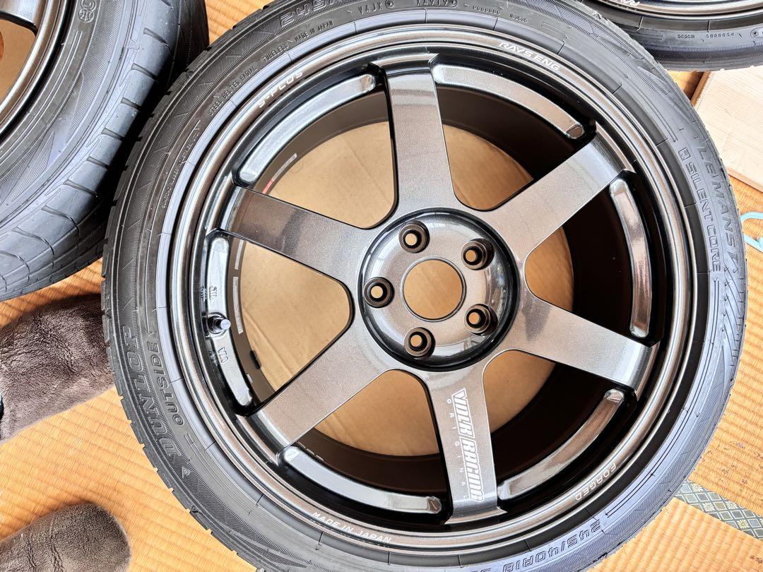 タイヤ・ホイール RAYS TE37SAGA 18inch 9j +45 114.3