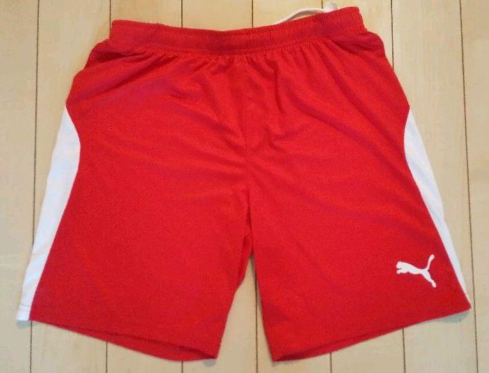 サッカー ハーフパンツ プーマ 赤