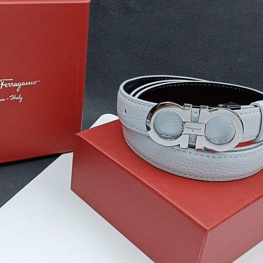 Ferragamo ホワイトレザーベルト85cm