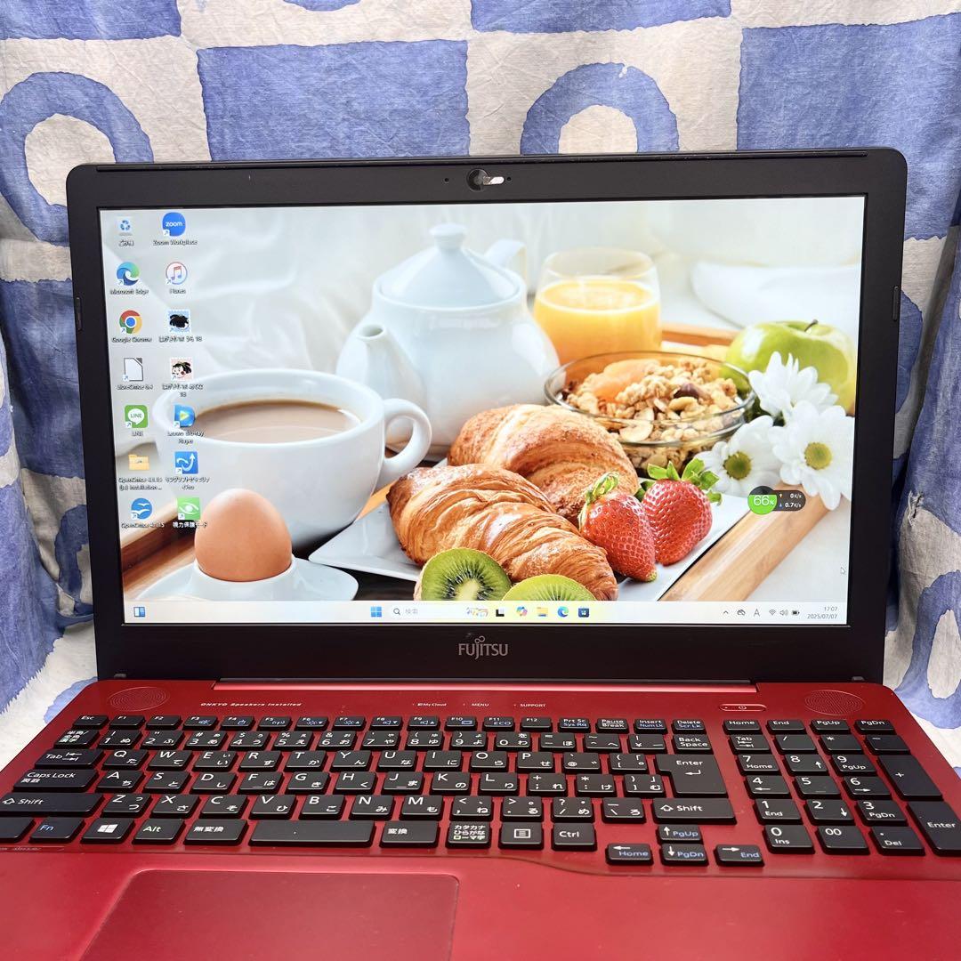 綺麗ブルーレイ☆大容量HDD 1TB☆大人気赤ノートPC♡カメラ付き