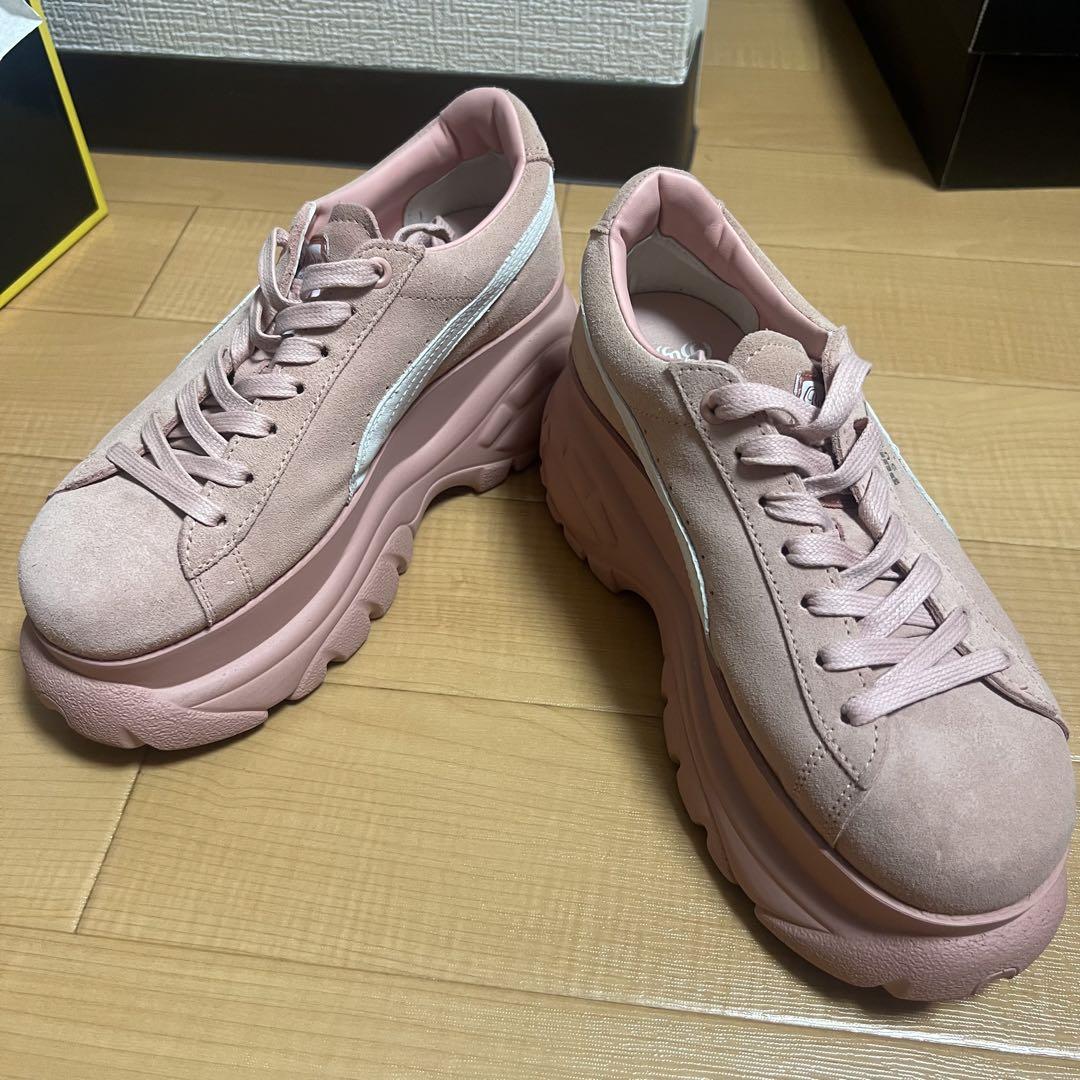 【Buffalo】チャンキースニーカー 絞り染めピンク ※送関込 新品 Buffalo バッファロー チャンキーソール スニーカー 厚底 24cm