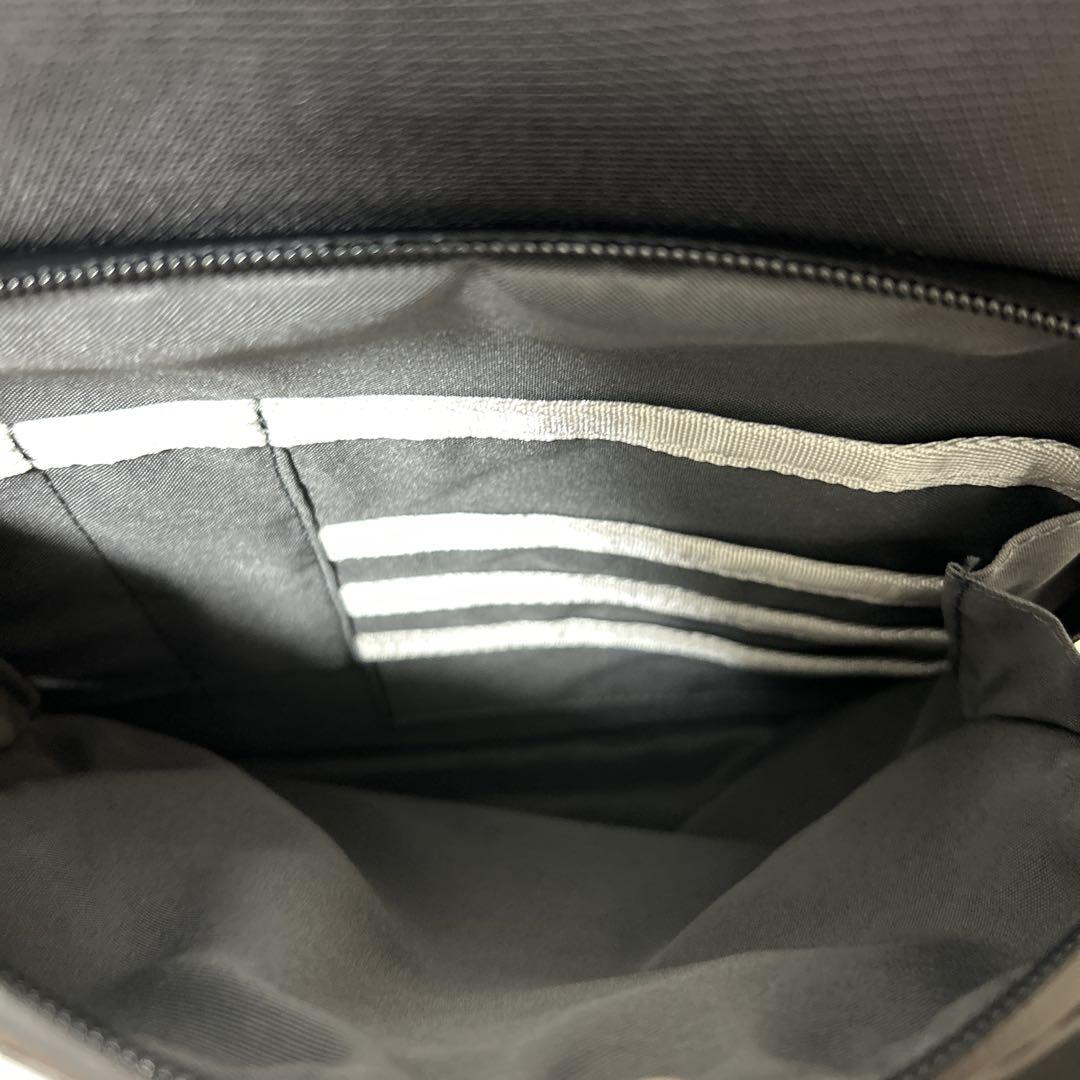 【美品】TUMI ショルダーバッグ