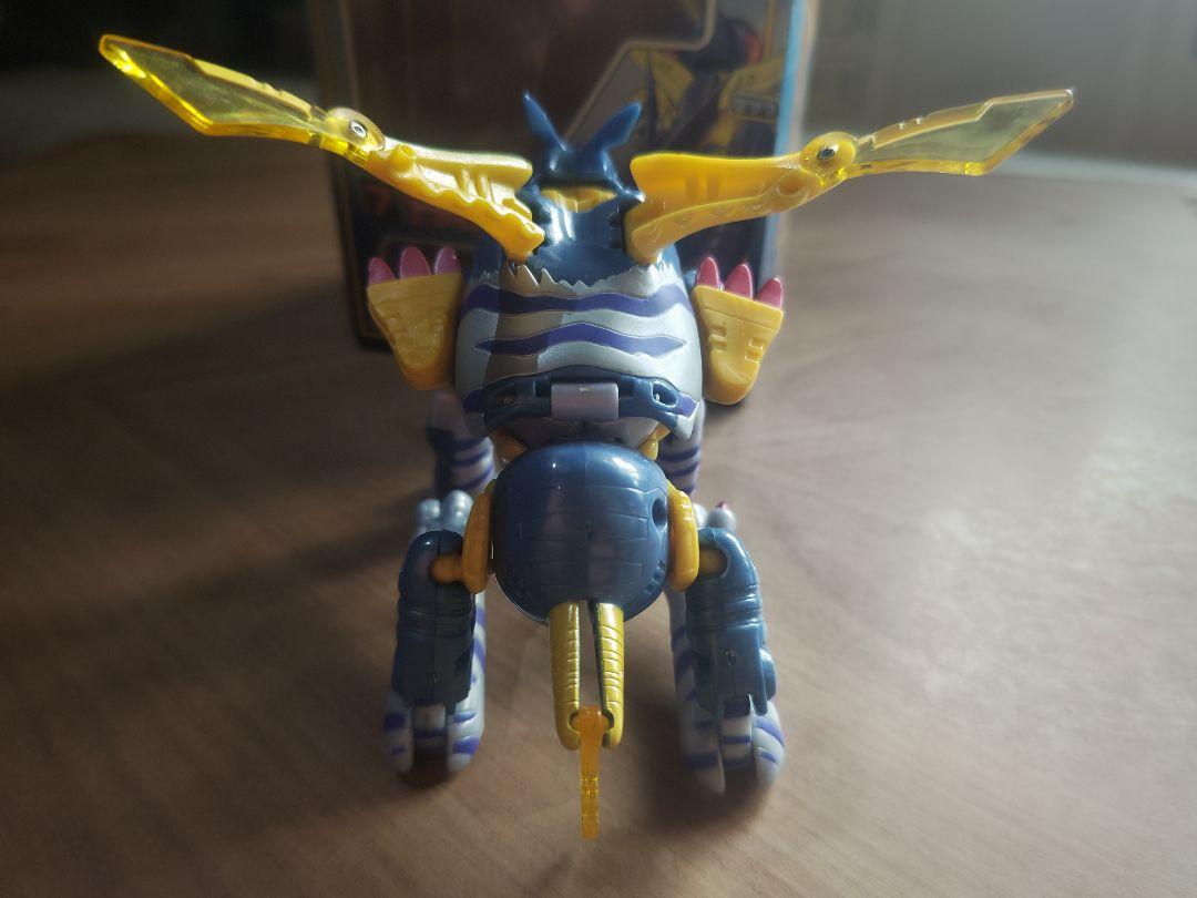 メタルガルルモン　ガブモン　 超進化シリーズ 　バンダイ　デジモンアドベンチャー