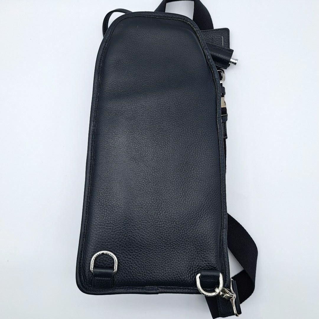 美品☆ ペッレモルビダ レザー ショルダーバッグ ボディバッグ