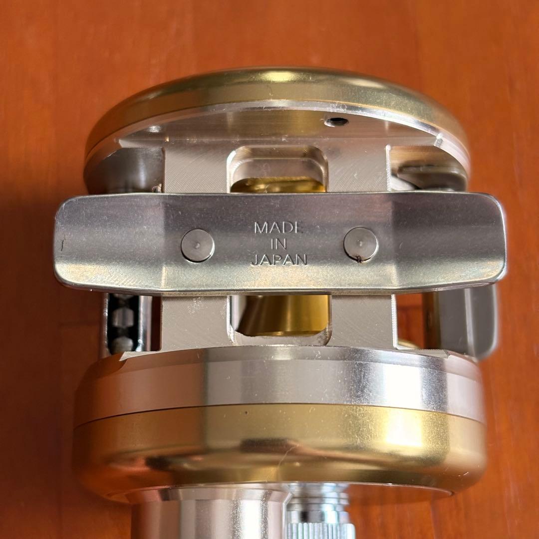 DAIWA ミリオネア CV-Z 203A DAIWA ミリオネア CV-Z 203A