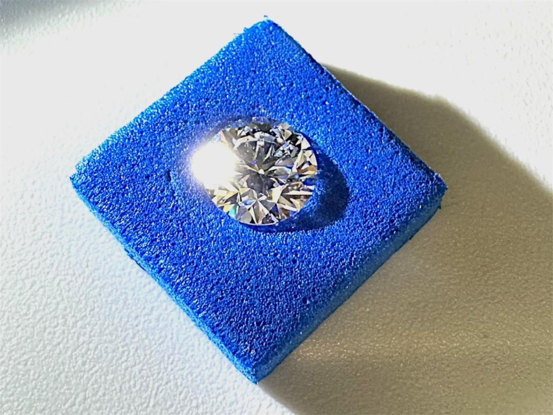 新品未使用】0.93ct DカラーVVS2 ラボグロウンダイヤモンド鑑定