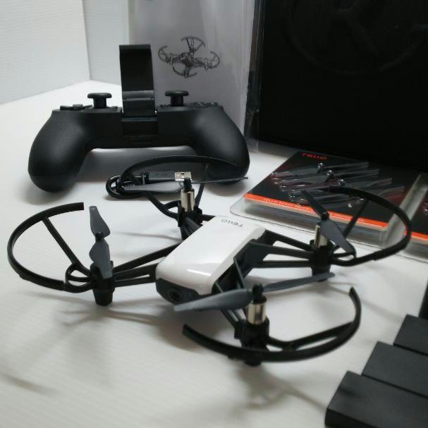 ドローン DJI Tello コントローラーセット（予備パーツ付き