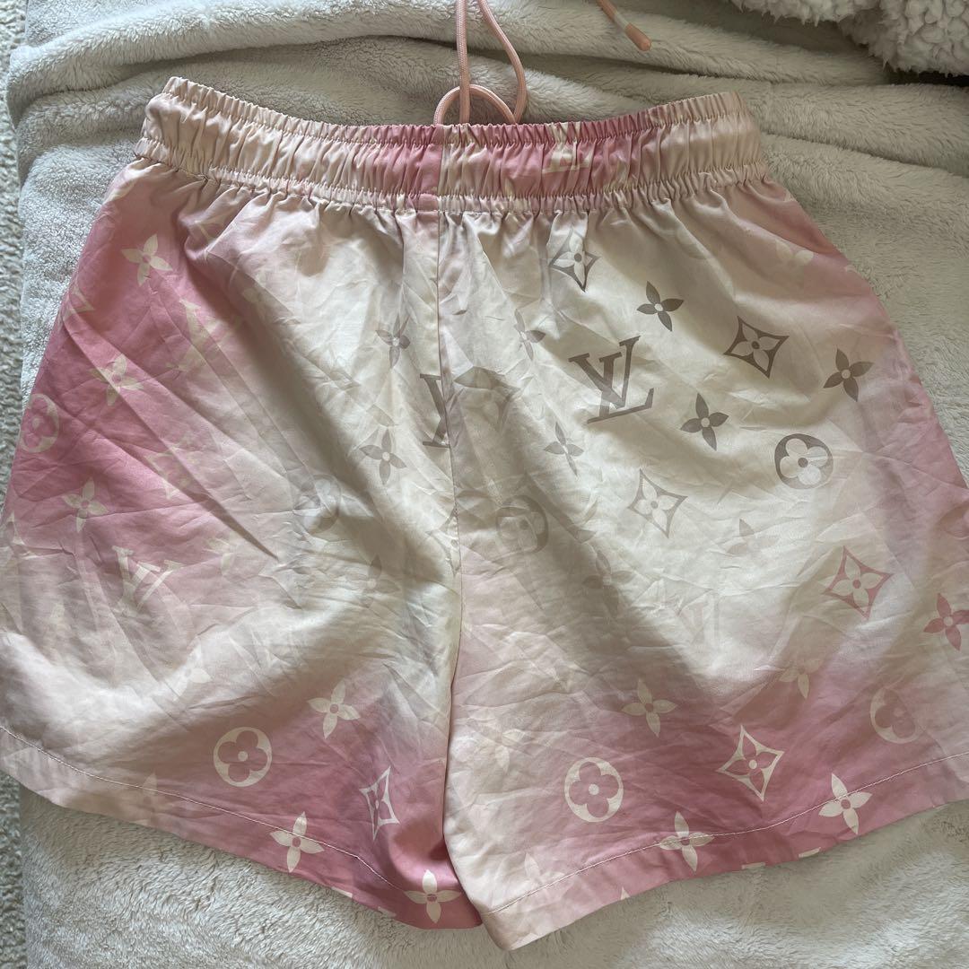 Louis Vuitton ピンク ロゴショートパンツ