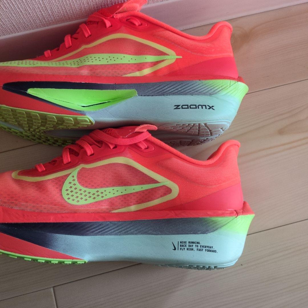美品　Nike Zoom Fly6 ナイキ ズーム フライ 6