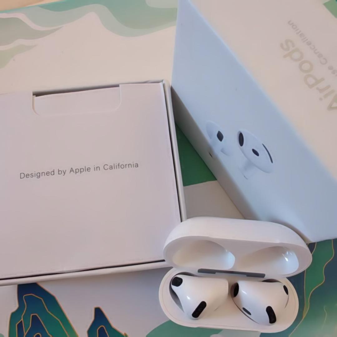 AirPods 第4世代 ANC搭載 AirPods 第4世代 ANC搭載