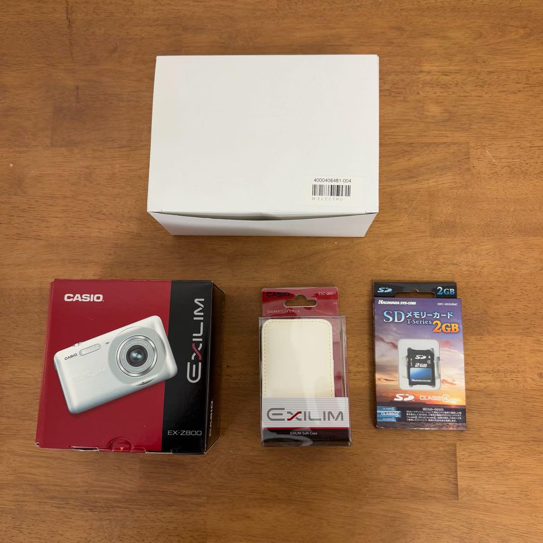 ● 新品未使用 CASIO EXILIM ZOOM EX-Z800 デジカメ