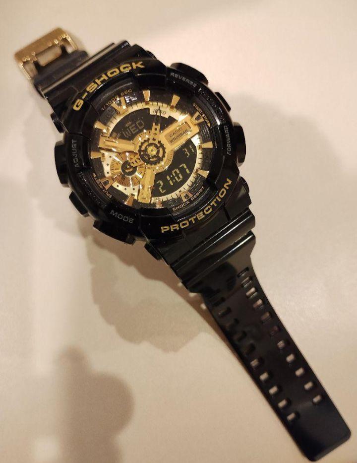 G-SHOCK ブラック×ゴールド GA-110GB-1AJF メンズ 電池式