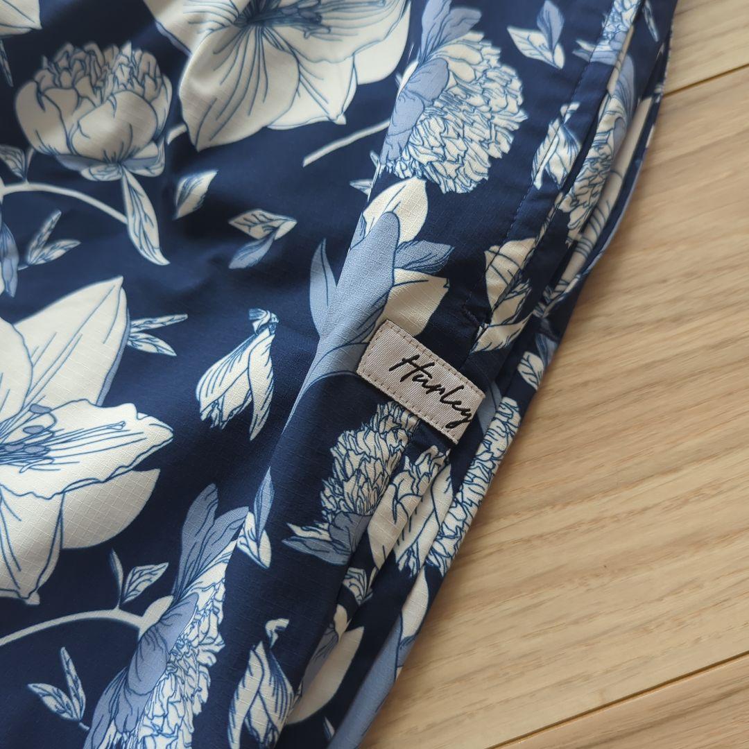 Hurley 水陸両用パンツセットアップ（ネイビー花柄） - メルカリ