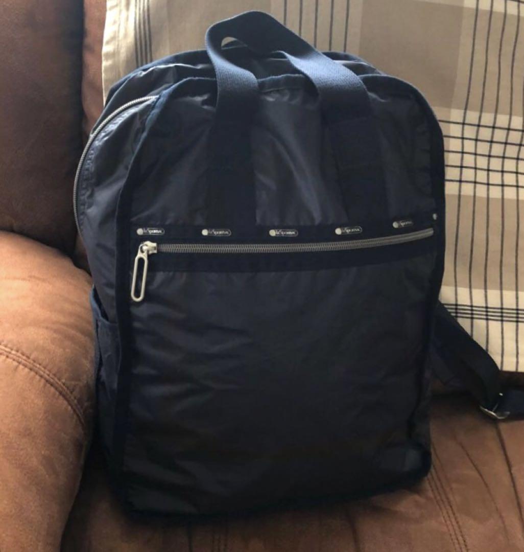 LeSportsac レスボートサック エッセンシャル リュック ネイビー