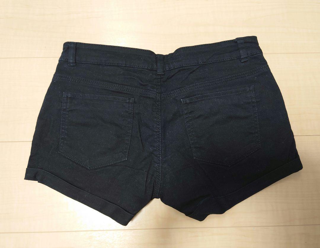 H&M ブラック ショートパンツ - メルカリ