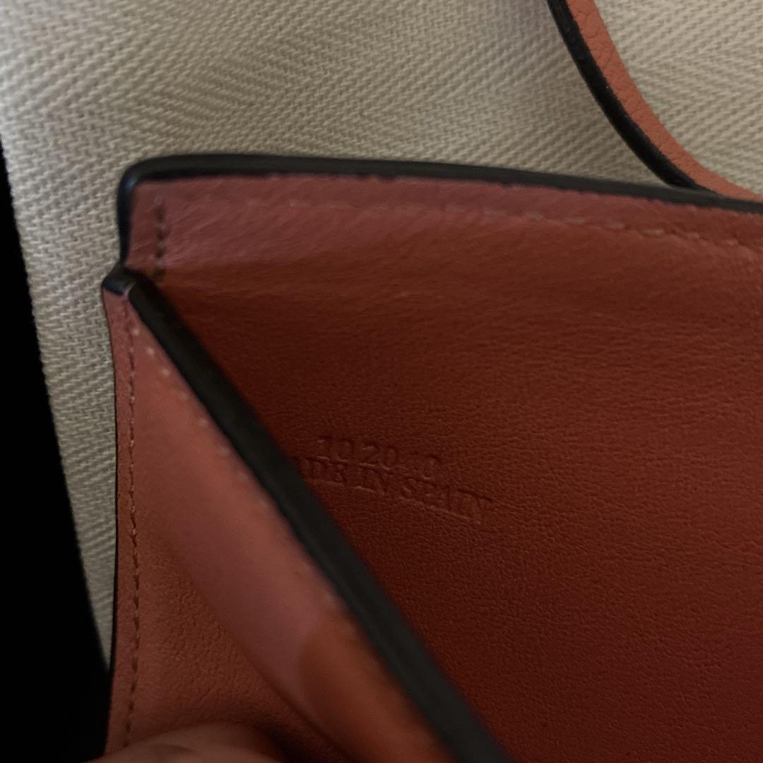 LOEWE 二つ折り財布 ベージュ