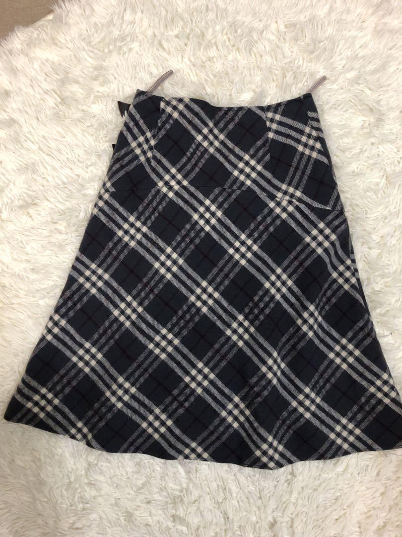 BURBERRYアンゴラ混 ラップスカート