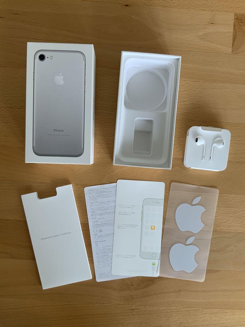 [美品/ワンオーナー]iPhone 7 シルバー 32GB本体、箱、イヤホン 超美品 iPhone 7 シルバー 32GB 箱、イヤホン、取説、シール付