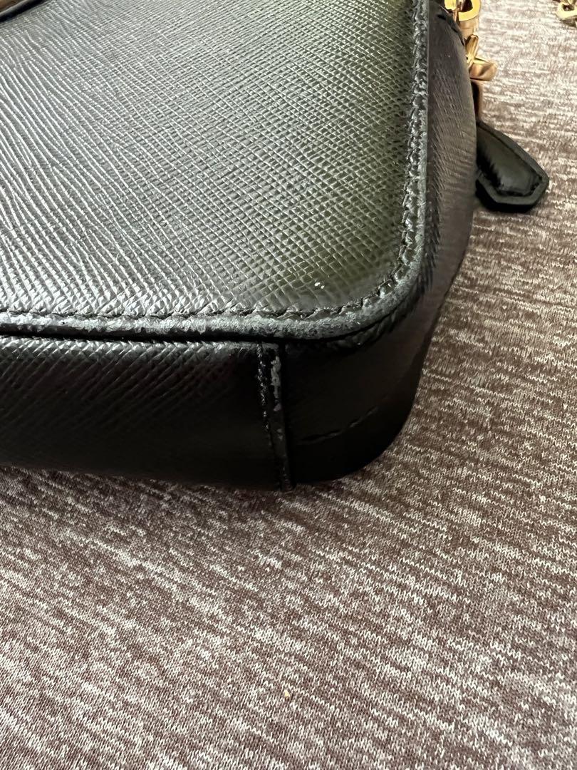 PRADA プラダ チェーンウォレット