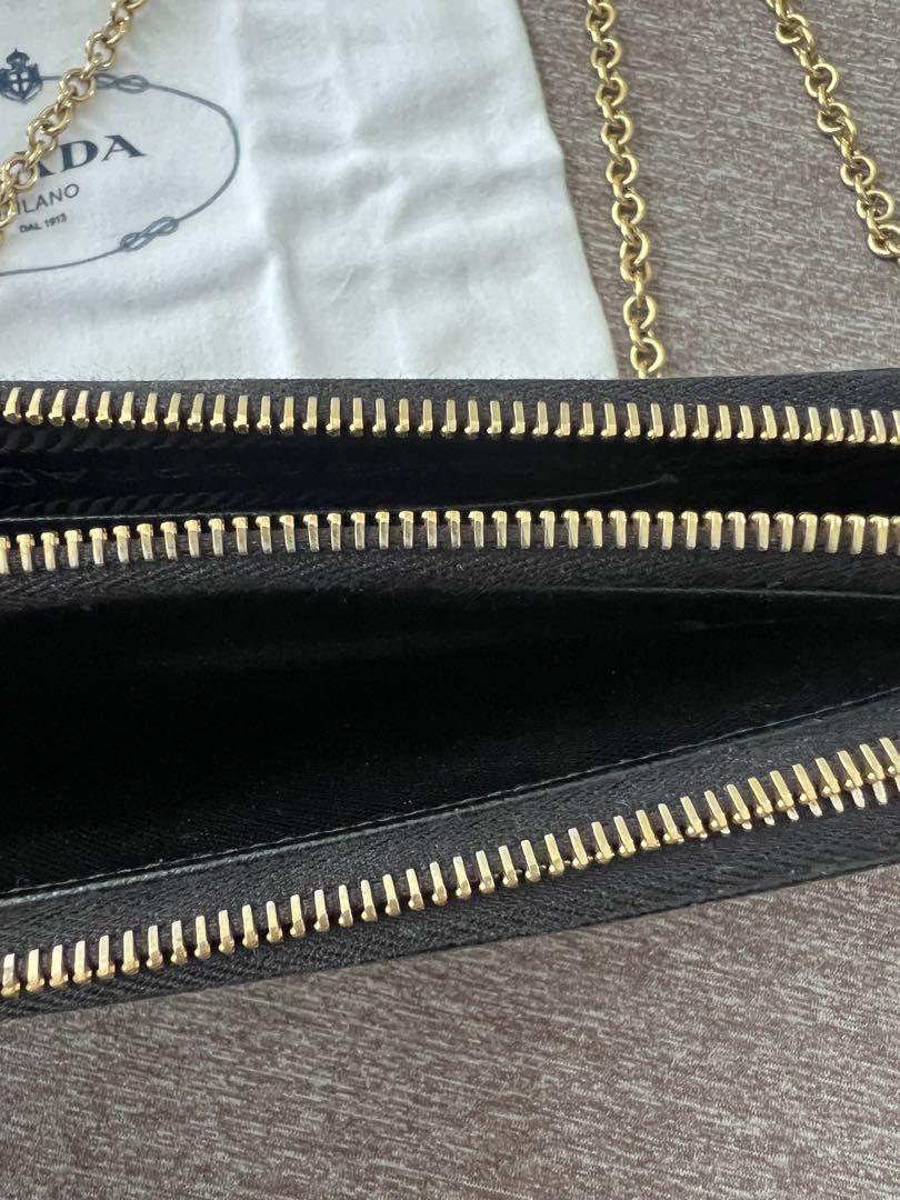 PRADA プラダ チェーンウォレット