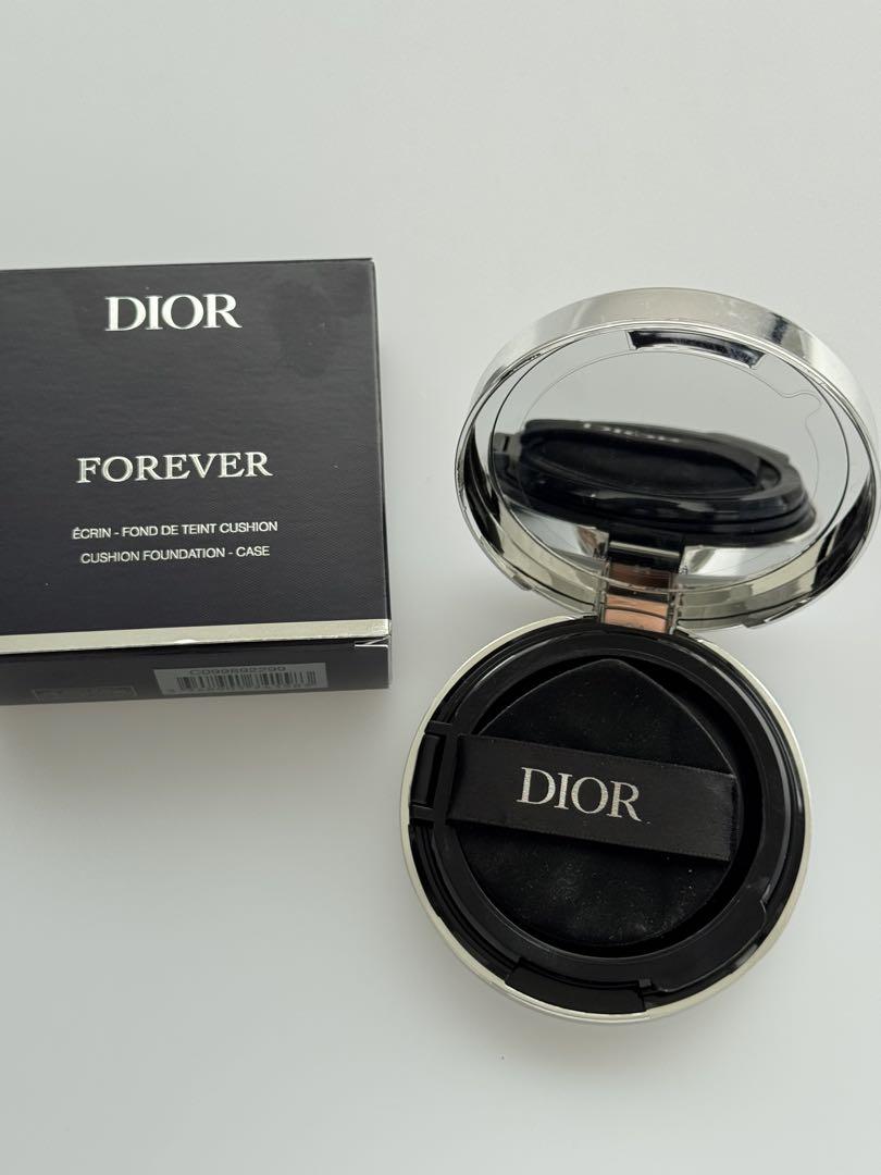 Dior Forever クッションファンデーション&パウダー