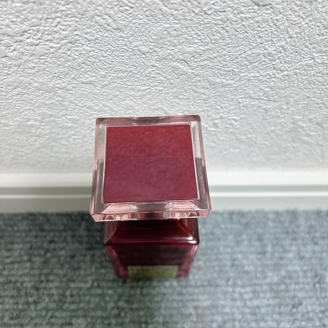 トムフォード　ロスト　チェリー　オード　パルファム　スプレィ50ml 香水