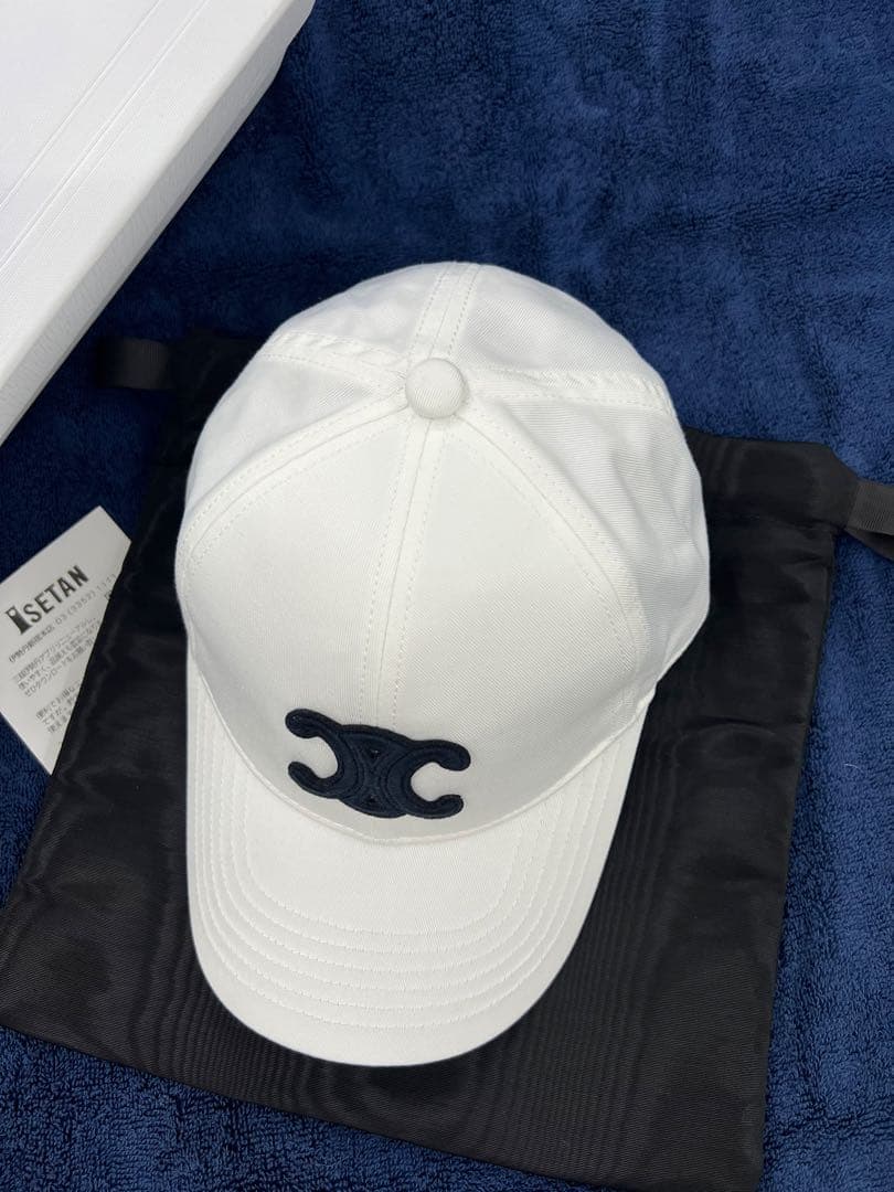 セリーヌ トリオンフ ベースボールキャップ コットン ホワイトxブラック セリーヌ トリオンフ ベースボールキャップ コットン ホワイトxブラック