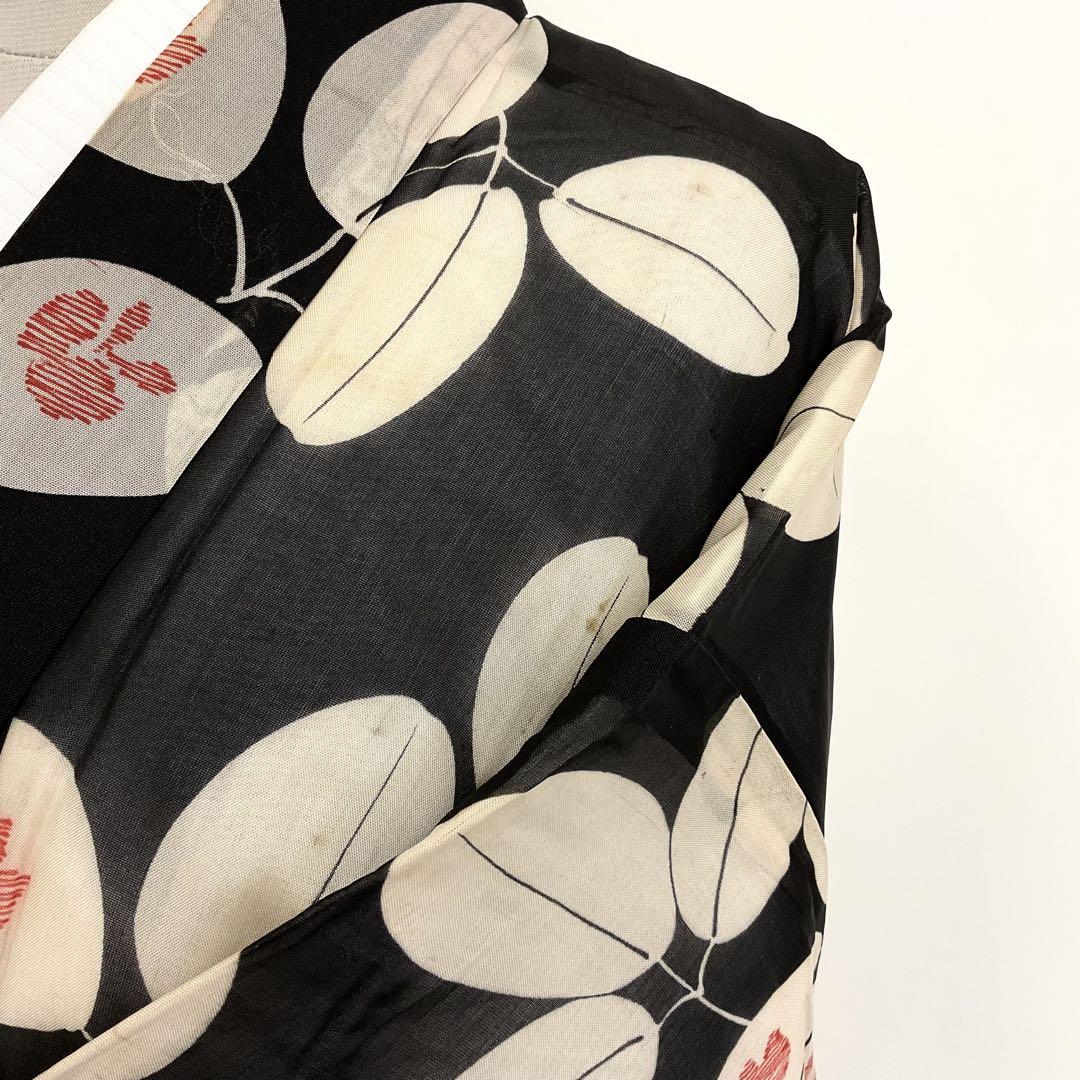 アンティーク 黒地に萩の花が可愛い 紗