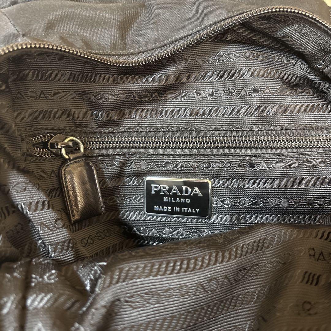 PRADA ブラック ナイロントートバッグ