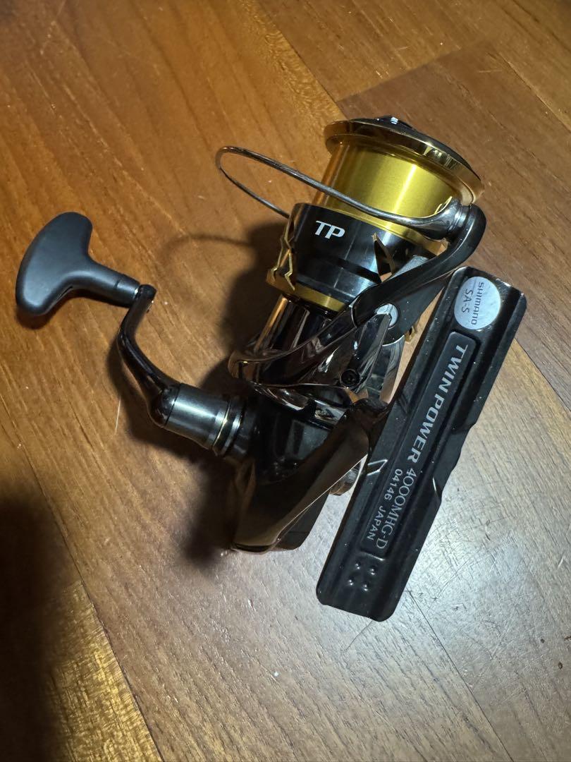 シマノ　20ツインパワー４０００ＭＨＧ　美品