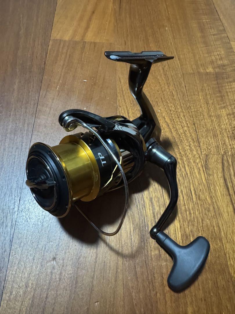 シマノ　20ツインパワー４０００ＭＨＧ　美品