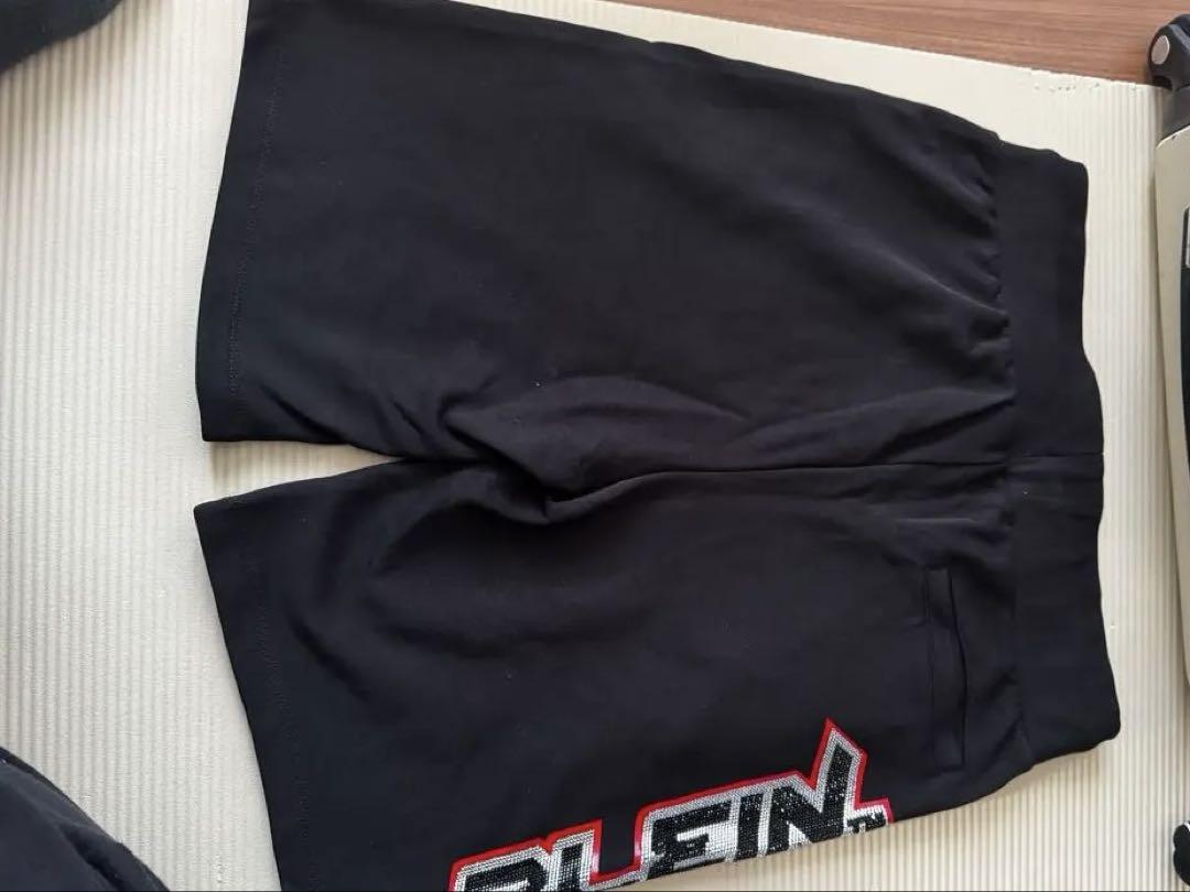 PHILIPP PLEIN　フィリッププレイン　メンズ ショートパンツ 黒